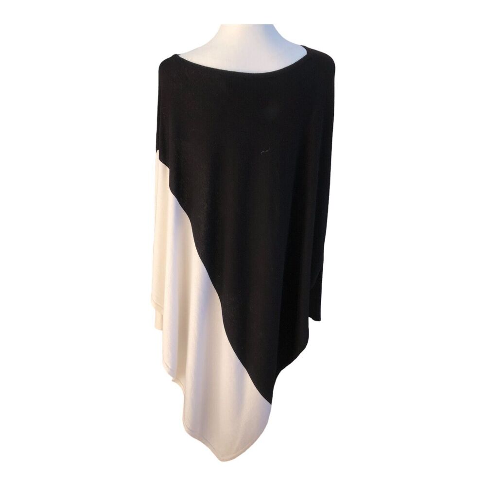 White House Black Market Black and White Ombre Poncho Sweater Top $98 Size S - Picture 3 of 9